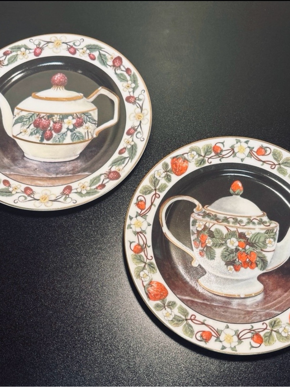 Set of 2- Henriette Salad Luncheon Plates~Teapots with Fruit